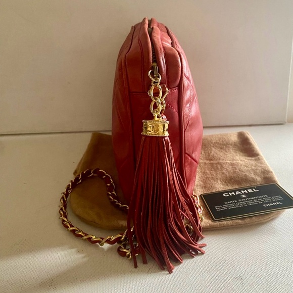 CHANEL RED QUILTD LAMBSKIN CAMERA BAG WITH DUST BAG - Picture 9 of 12